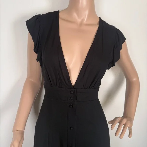 Elegant Black Women's ruffle sleeve Dress - Picture 2 of 4